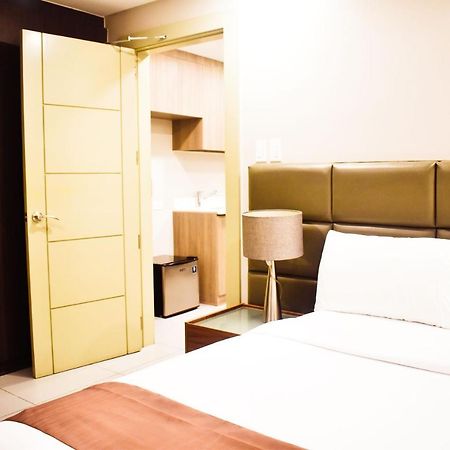 Lelita Hotel - Certified Quarantine Facility Makati City Extérieur photo