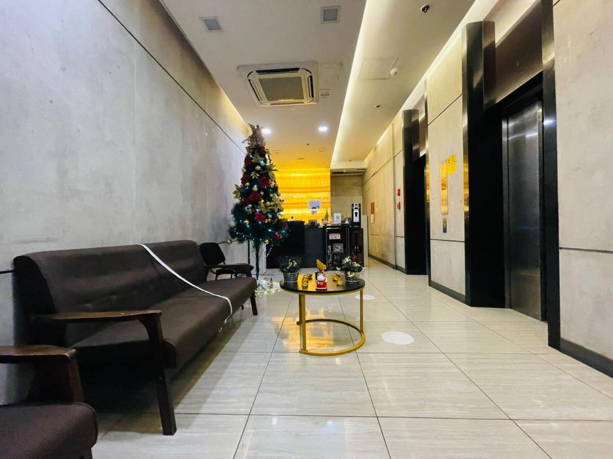 Lelita Hotel - Certified Quarantine Facility Makati City Extérieur photo