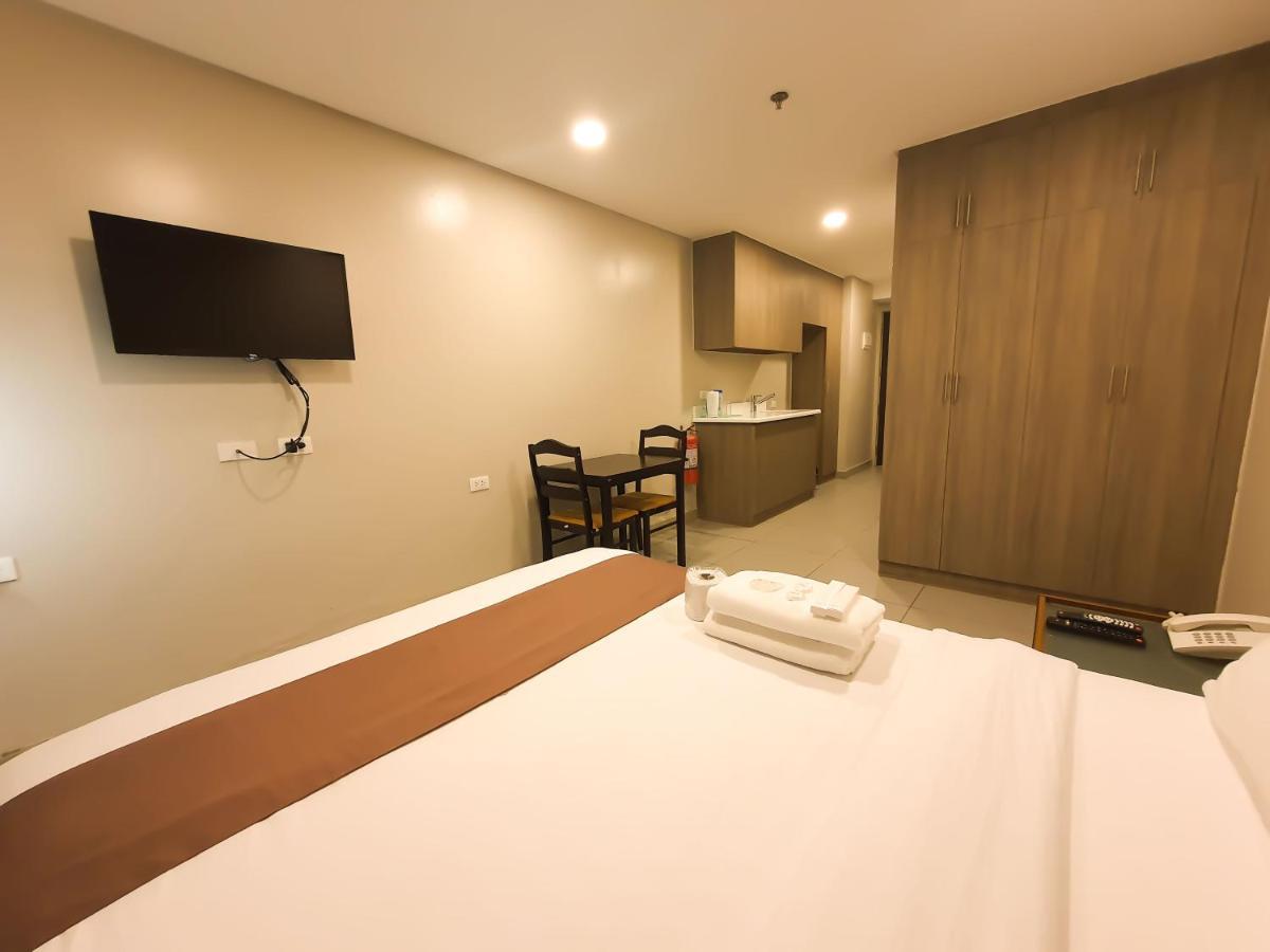 Lelita Hotel - Certified Quarantine Facility Makati City Extérieur photo