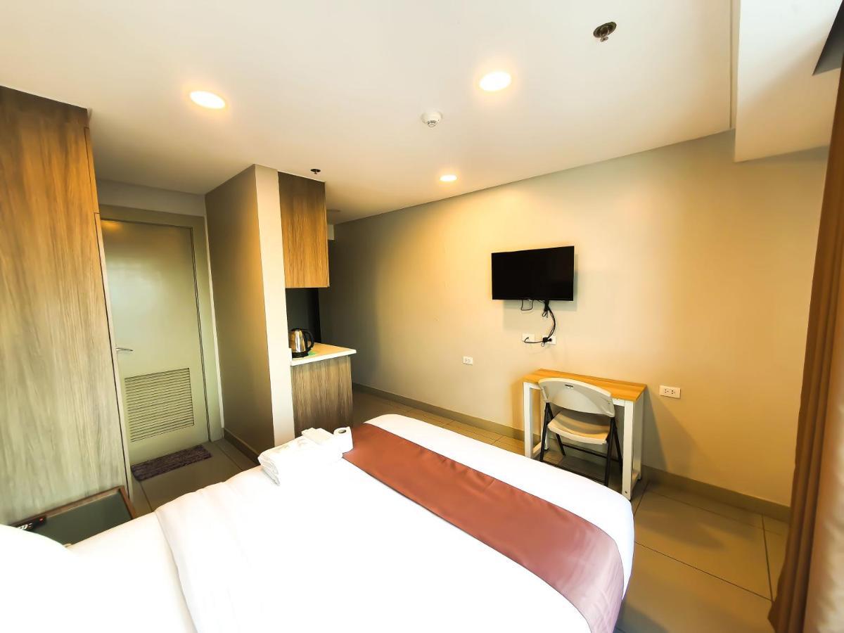 Lelita Hotel - Certified Quarantine Facility Makati City Extérieur photo